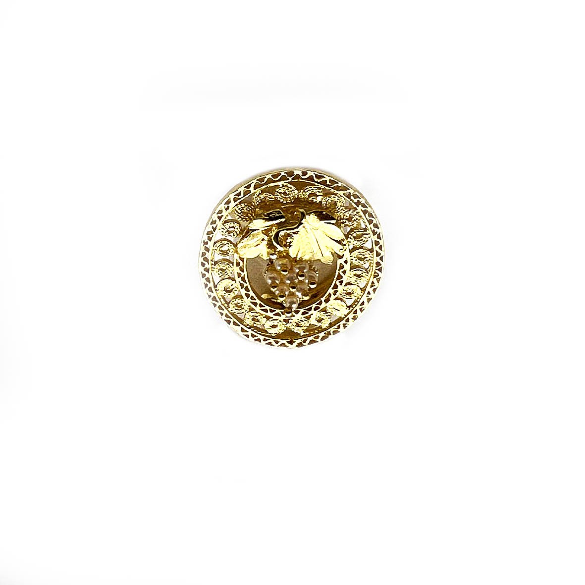 anello dorato con uva